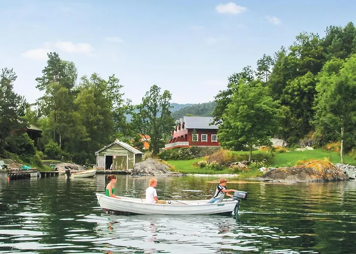 펜션 3 Bedroom Beautiful In