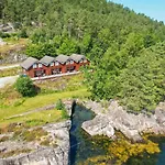 Holiday home Hatlestrand Hatlestrandsvegen II